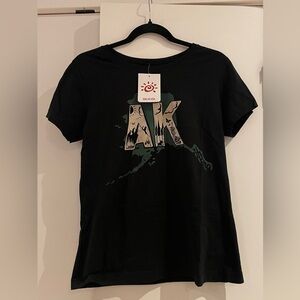 Alaska Graphic colour changing Short Sleeve Tee